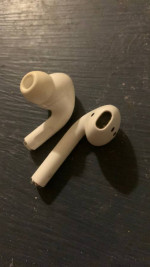 selling my Airpods