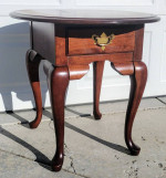 Broyhill Side Table w/Drawer