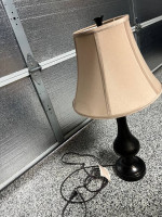 (1) Nidra Table Lamp by Ashley Furniture