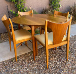 Mid Century Dining Table Set with 4 chairs  ⭐️Tabletop without leafs  46x46"