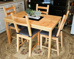 IKEA Ingo Pine Table - IKEA Ivar Pine Chairs - IKEA Justina Chair Cushions
🌿
