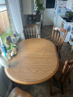 Dinig table and 4 chairs