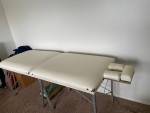 Massage table - Leather top