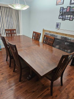 Dining table w/6 chairs 44" x 84"/44" x 102"