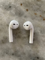 Apple AirPods