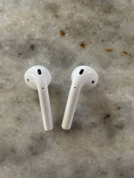Apple AirPods