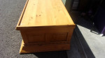 WOODEN COFFEE TABLE WITH 2 DRAWERS