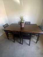 Dining room table solid wood