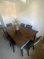 Dining room table solid wood