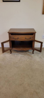 Mid-20th Century Henredon French Provincial Four Centuries Side Table