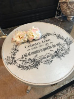 Country Love Table