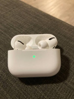 Apple iPods 2nd generation