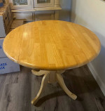 Table-oak drop leaf, round dining room/kitchen table.