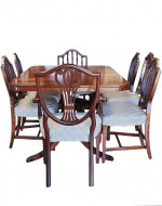 Antique Duncan Phyfe Mahogany Dining Table w/ Chairs & 3 Leaves