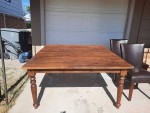 2.5x5x5 quality wood dining table with free chairs