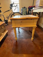 Broyhill coffee table & matching end tables