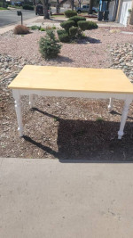 SOLID WOOD TABLE