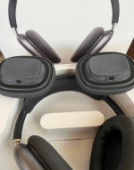 Apple Airpod Max Headphones