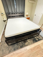 Bedroom set - queen bed, nightstand, mattress, end table, area rug