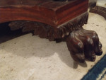 Claw foot table