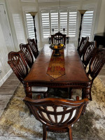 Extendable dining room table and chairs