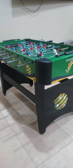 FOOSBALL TABLE