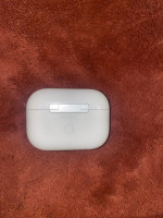 Fake apple air pods pro ‼️ (Comes with box , works like new , Brand new)