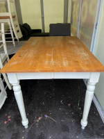 Solid Wood Expandable Table with 6 Bar height chairs