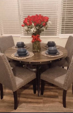 Round Dining room table