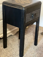 Side table w/drawer