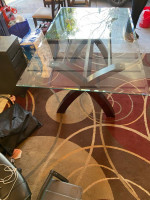 Dining room table