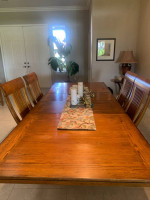 Dining Table & 6 Chairs