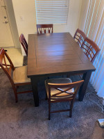 dining table NEW