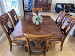 Dining Table and 6 Chairs high quality real wood