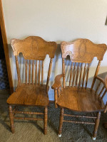 Large dining table and 6 chairs