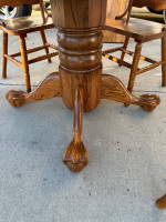Dining table w/chairs