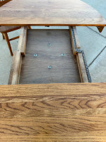 Dining table w/chairs