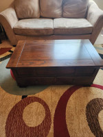 Cocktail table