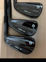 Taylormade P790 Black Iron set 5-pw / Dynamic Gold 105 VSS S200