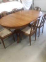 Antique Oak Table and 6 Chairs