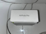 Apple Airpods Pro 2nd Gen W Charging Case