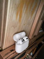 2nd generation air pods or Dre beats