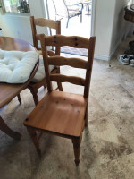 Solid dining table/6 chairs
