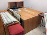 Drafting table motorized