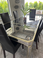 Dinning table