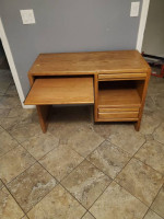 Wood desk with retractable table
