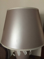 PORCELAIN TABLE LAMP
