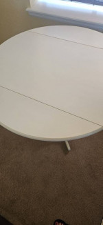 Dining table drop leaf