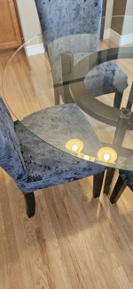 Dining glass table wih side chair