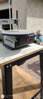 Dremel 16" Scroll saw with Table